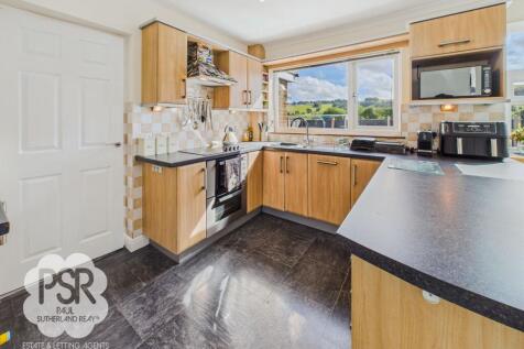 Kitchen Diner - Kitchen Area