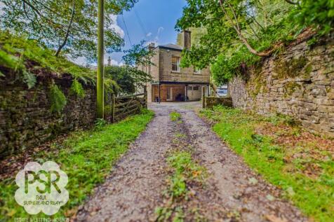 2 - Heading Up The Private Driveway