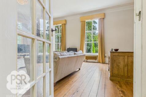 35 - Into the Drawing Room