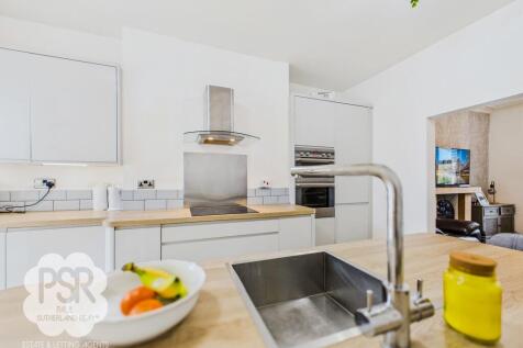 Kitchen Diner - Cooking Area