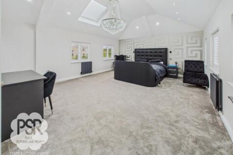 Main Suite - Bedroom