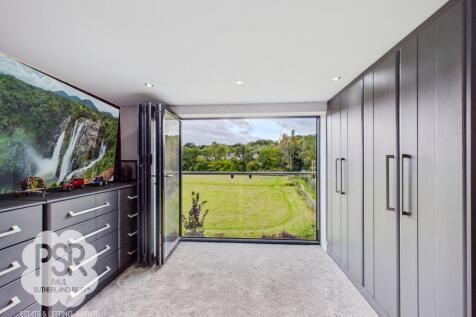 Bedroom with Juliet Balcony