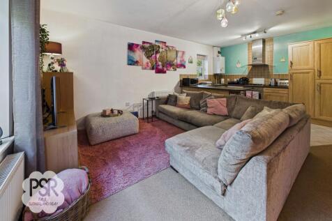 Kitchen / Living Room