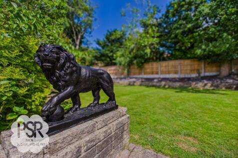 Towards the Rear Lawns