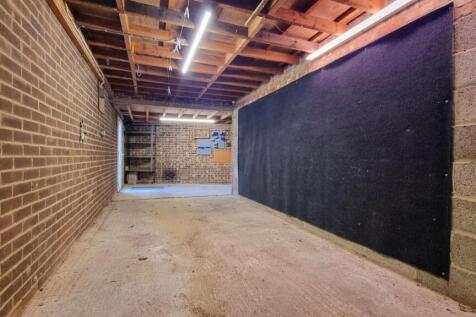 Garage 1