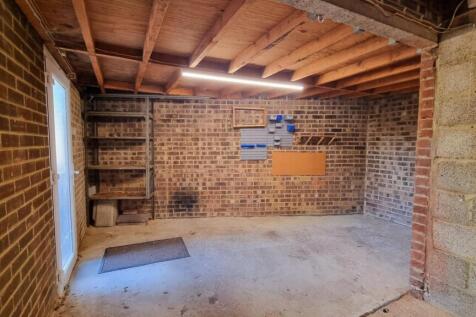 Garage 1
