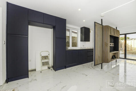 kitchen/reception room 