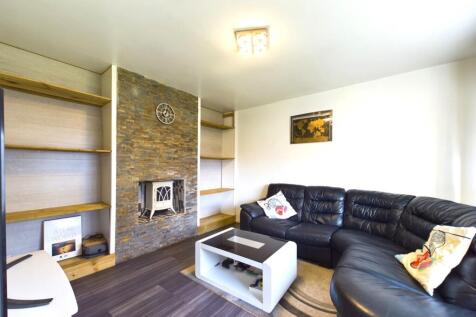 CAM02195G0-PR0055-STILL002