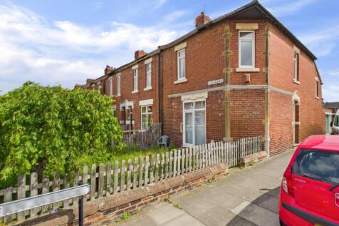 CAM02195G0-PR0073-STILL028