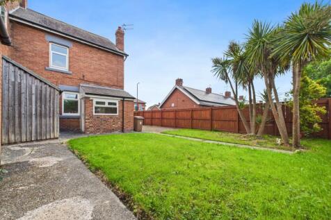 CAM02195G0-PR0079-STILL037