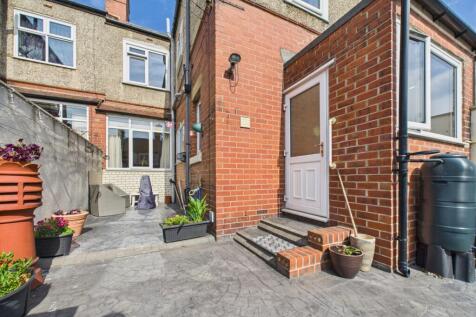 CAM02195G0-PR0083-STILL061