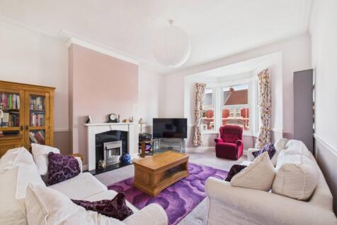 CAM02195G0-PR0088-STILL031