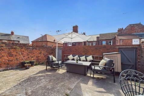 CAM02195G0-PR0088-STILL006