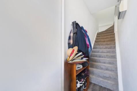 CAM02195G0-PR0088-STILL032