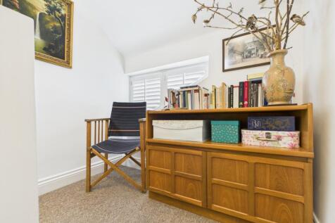 CAM02195G0-PR0091-STILL022