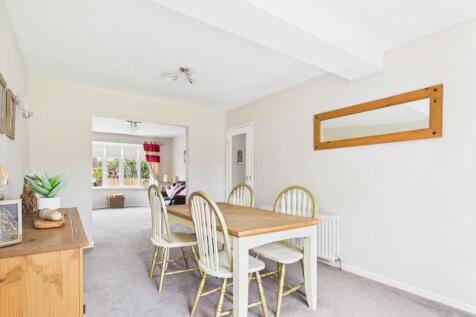 CAM02195G0-PR0080-STILL010