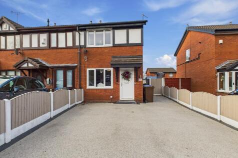 CAM03729G0-PR0186-STILL019