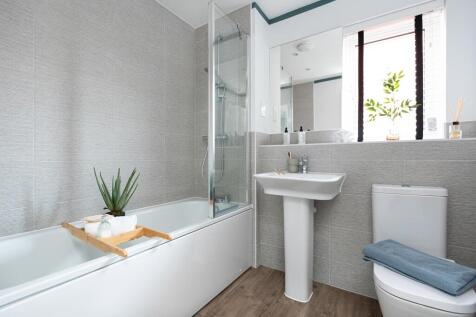 Energy-efficient family bathroom