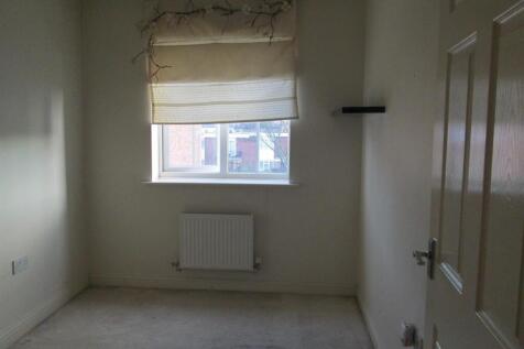 40 flash road bedroom 2.jpg