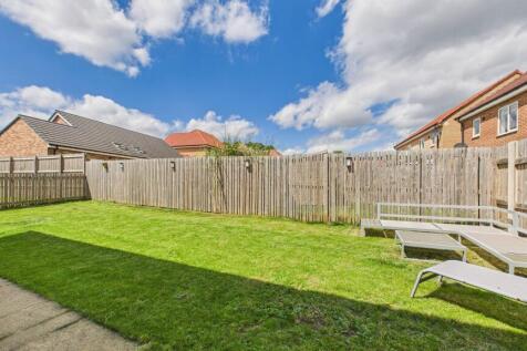 Pavilion Rise - Exterior Rear (2)