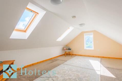 Hyde Park, Mochdre-74.jpg