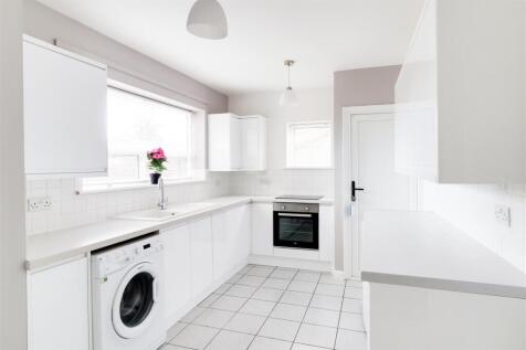 Kitchen 1.jpg