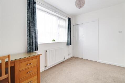 Bedroom 3.jpg