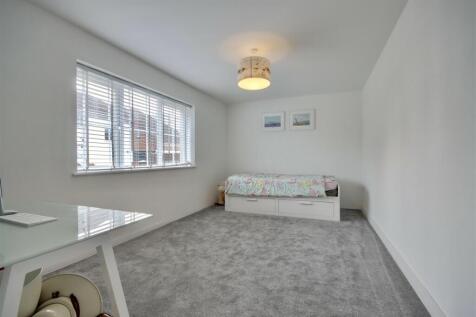 BEDROOM FIVE