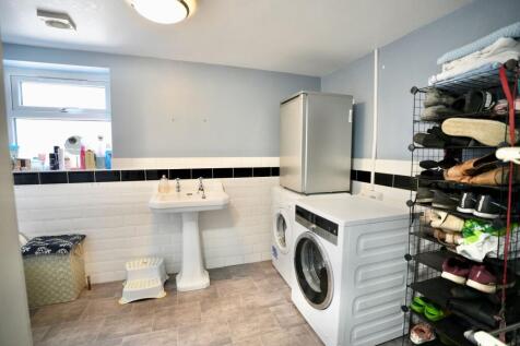 Shower Room/Utility
