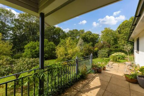 Terrace &amp; Gardens