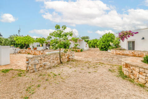 25_21_Villa_Trullo_dei_Profumi_raro_realty_192.jpg