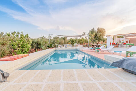 001-1_cikos_trullo_in_affitto_ostuni_raro_villas_puglia