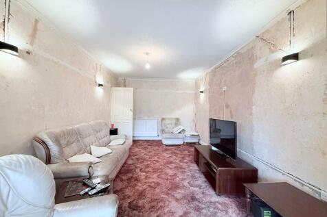 WhatsApp Image 20...