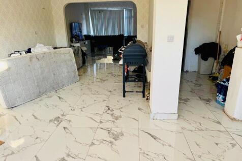 WhatsApp Image 20...