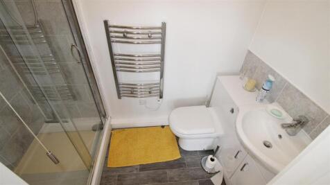 En-Suite Shower