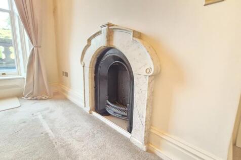 Feature Fire Surround