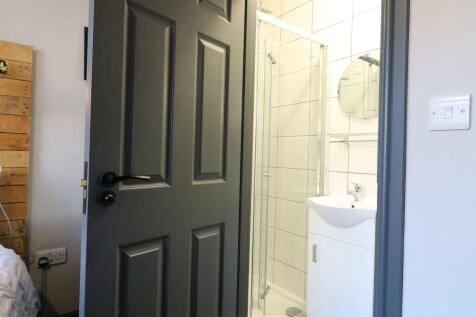 Ridgeway House, Room 1 4.JPG