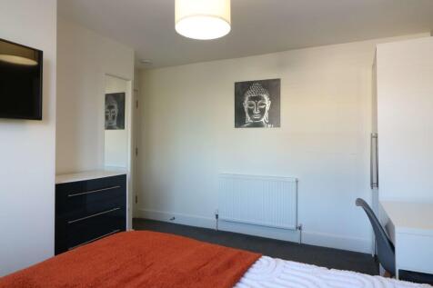 Croft Avenue Room 4 9.JPG