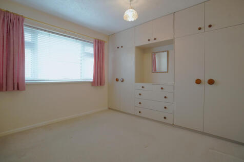 Primary Bedroom IMG2.JPG