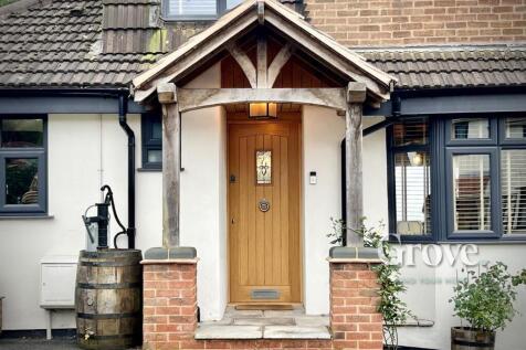 Vauxhall Gardens Dudley 2.jpg