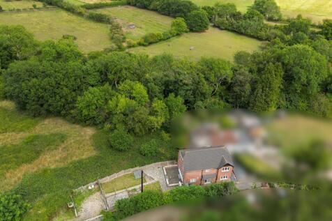 Walton Hill Romsley 1.jpg