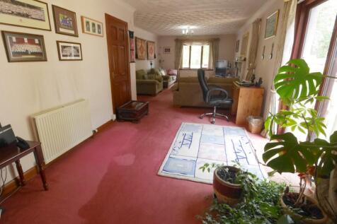 The Grange, Islesteps, Dumfries, DG2 8ES - Braidwo
