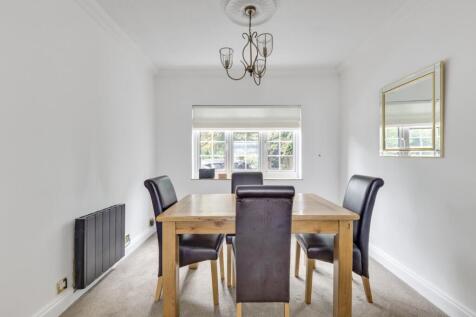 White Stubbs Lane 2-4.jpg