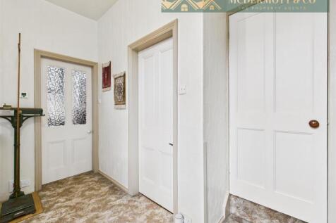 Stairs &amp; 1st floor landing