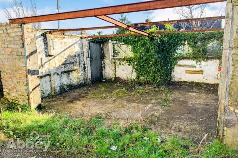 Rear Hardstanding