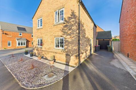 Private Driveway &amp; Garage