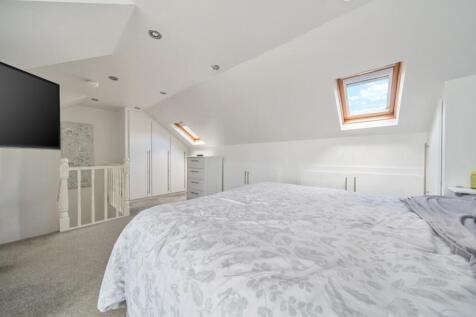 1301941-12-6837865f75a86-ARW-1