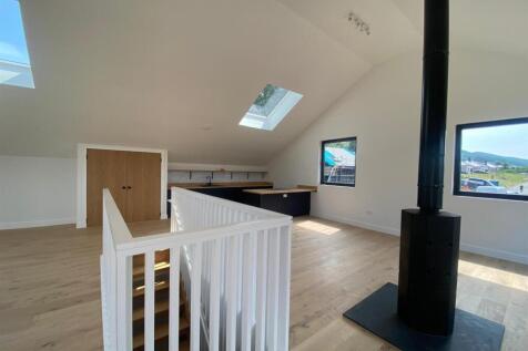 House 15 - Internal Upstairs3.jpeg