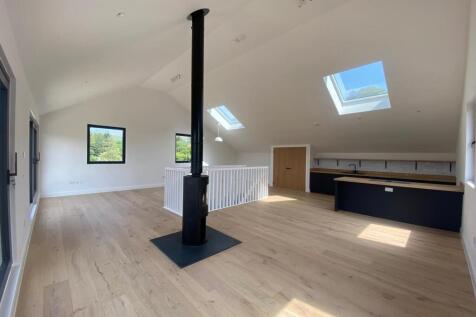 House 15 - Internal Upstairs5.jpeg