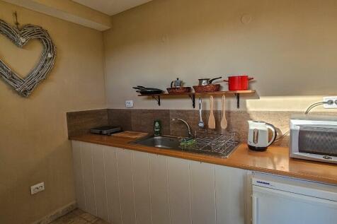 Camper&#39;s Kitchen